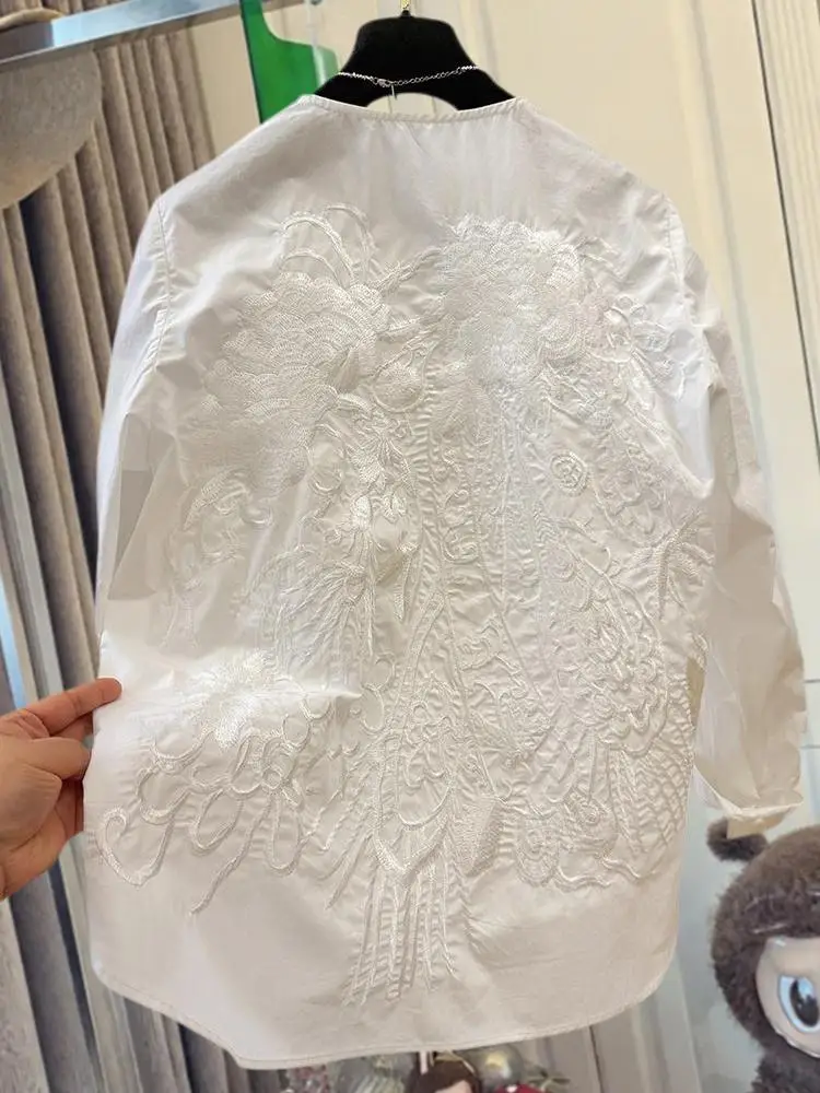 

SuperAen Embroidered Chinese-style Round-neck Long-sleeved Shirt for Women Spring and Autumn New Design Fashion Casual Shirts