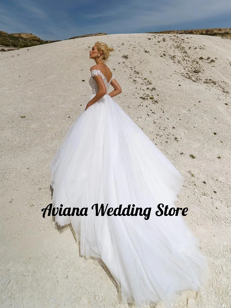 Aviana White Tulle Beach Wedding Dresses Lace Appliques Off The Shoulder Custom Made Bridal Gowns Chapel Train Floor-Length