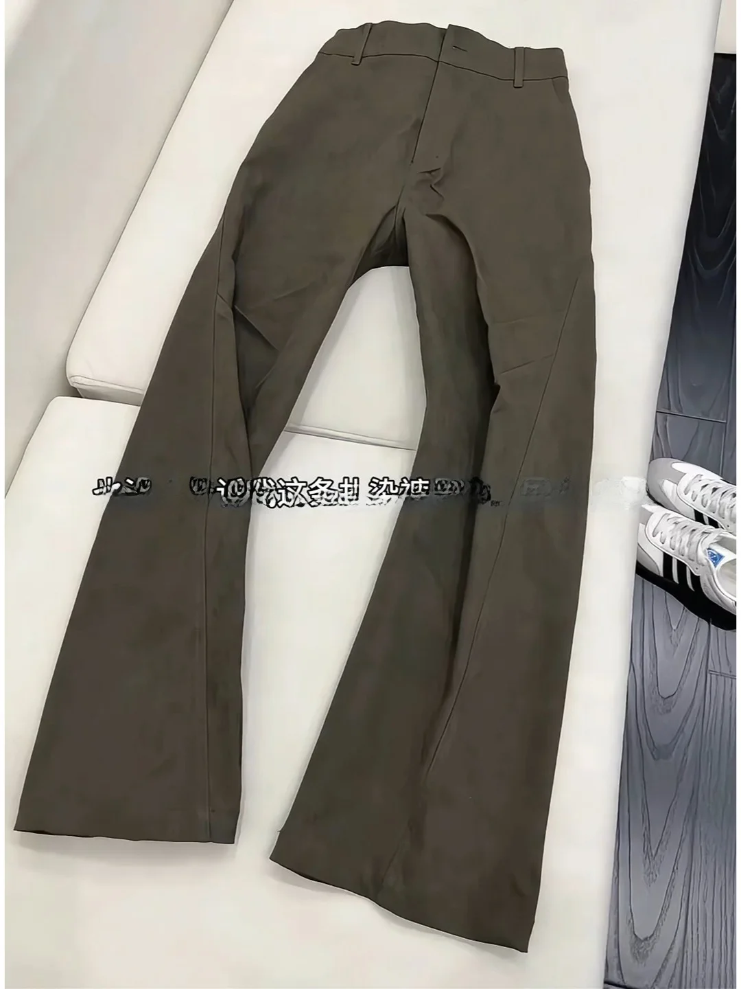 

Американские ретро мраморные узоры плиссированные брюки-ножи расклешенные брюки для мужчин осенний сезон повседневная одежда полиэфирное волокно