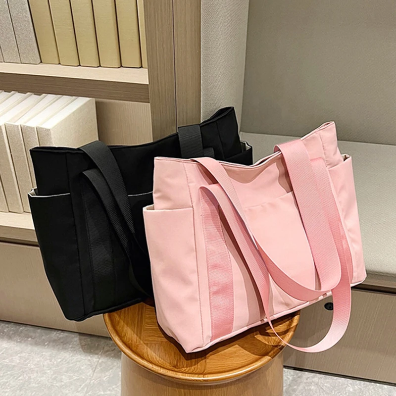 

2024 New Women's Bag Solid Color Tote Bag Commuting Shoulder Bag Leisure Simple Mommy Go Out Bag Large Capacity Nylon Handbag