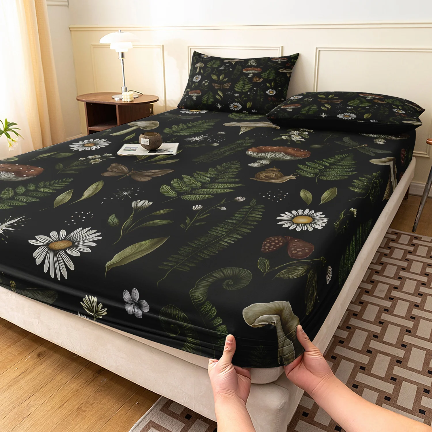 Vintage Mushroom Daisy Fern Snail Print 3 Pieces Fitted Sheet Set, Dark Cottagecore Botanical Wildflower Insect Print  Bedding