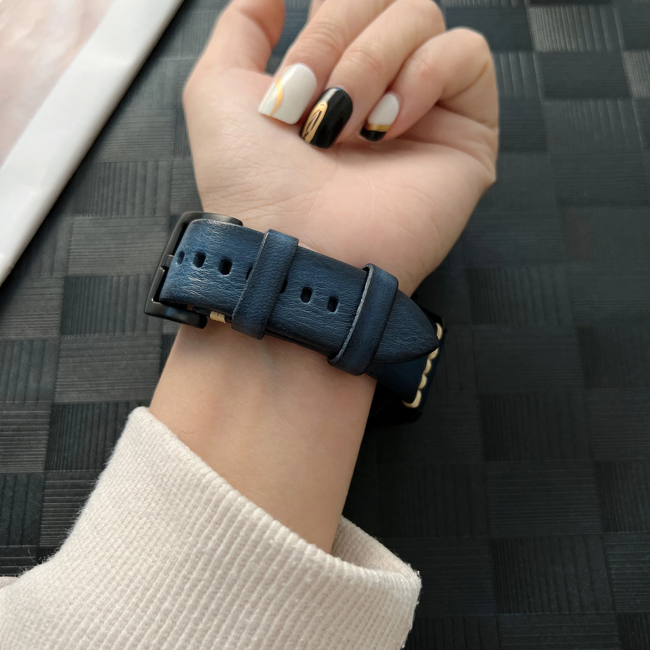 Premium Leather Strap For Huawei Watch 3 Pro/Amazfit GTR/Stratos   Oil Wax Bracelet Wristband For Samsung Galaxy watch 3/Gear S3