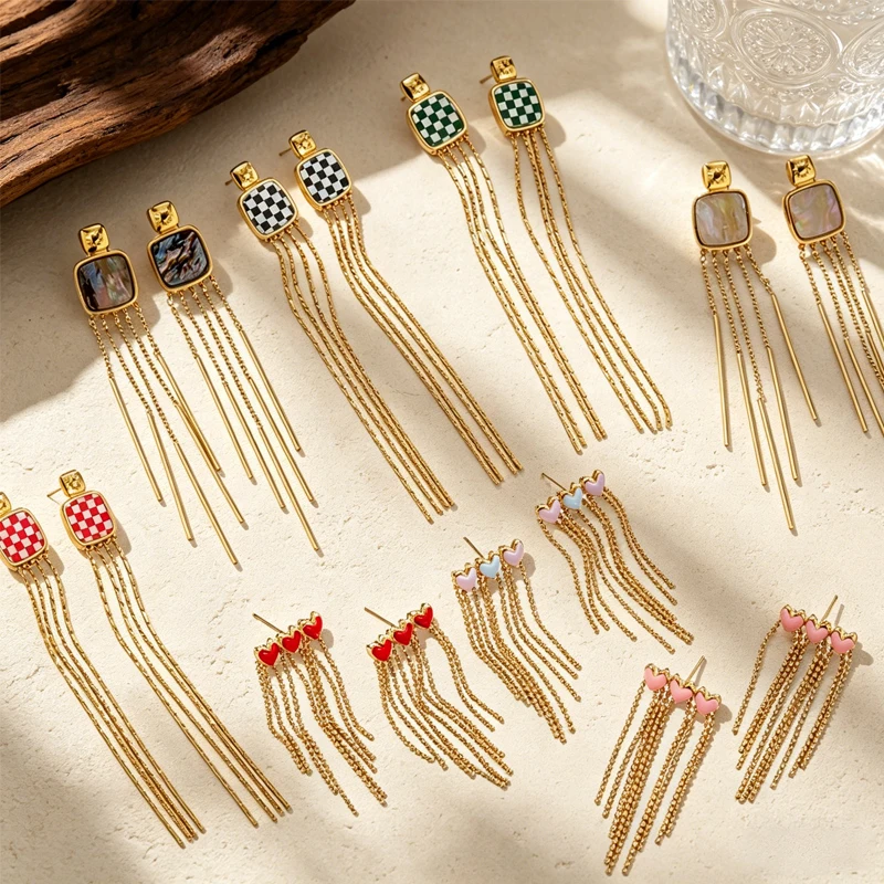 

Chic Gold Plated Stainless Steel Long Chain Tassel Drop Earrings Checkerboard Abalone Heart Shaped Jewelry for Women Party Gift