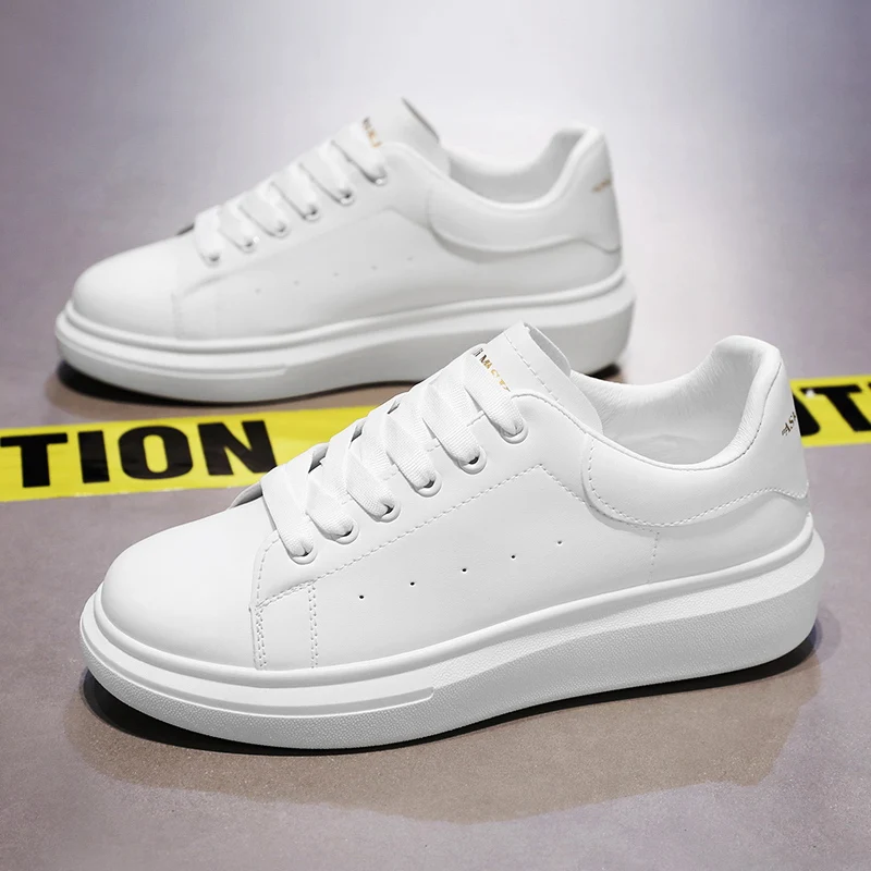 

​2025 Men’s Trendy Skate Shoes– Cool Street Style, Retro American Design, Thick Sole, Casual & Multipurpose