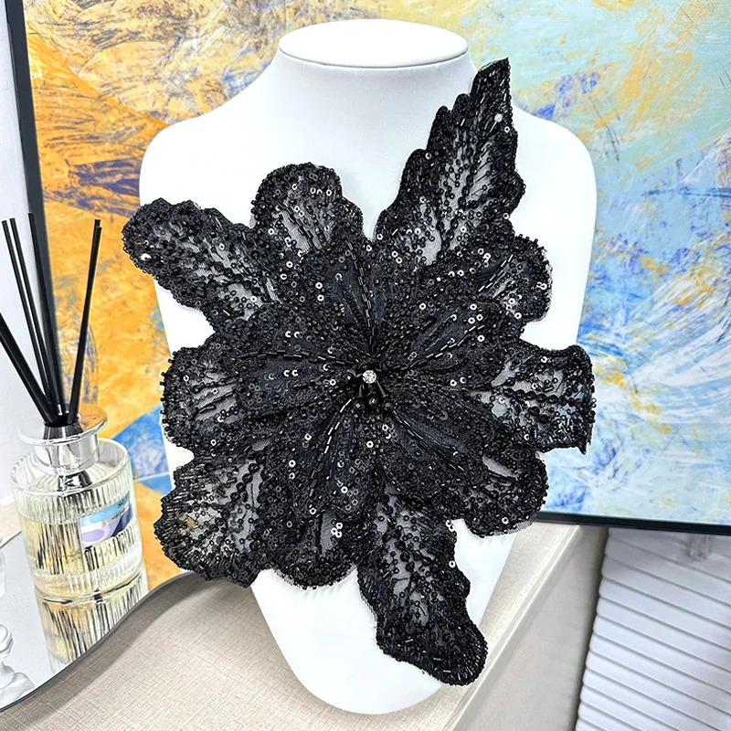 Lantejoula frisada flor colar Applique, laço branco, remendo bordado, corsage, vestido de casamento DIY, roupas costura acessórios, 1pc