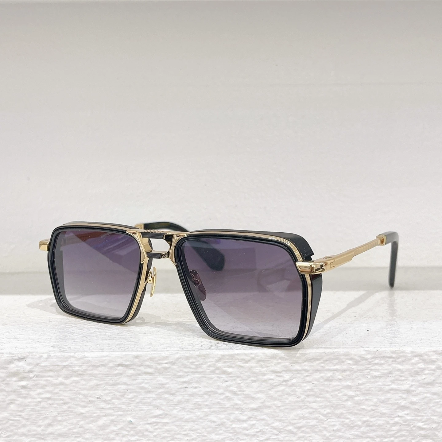   مربع جسر مزدوج النظارات الشمسية الشعبية مصمم رجل إمرأة GT-R موضة نظارات شمسية معدنية في الهواء الطلق الرجال النظارات الشمسية