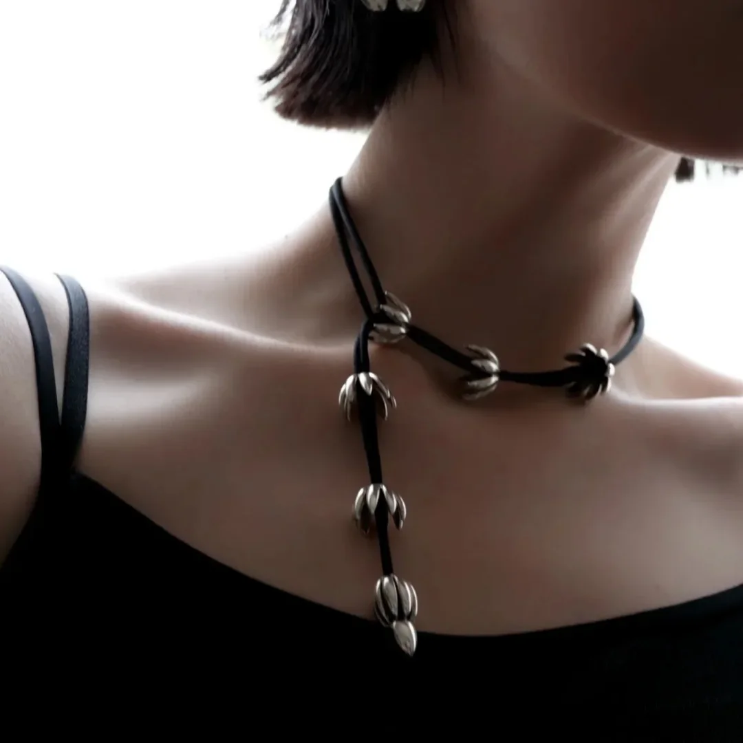 Fashion Brass Plating 18K Gold Black Rope Wheat Tassel Pendant Necklace Woman Charm Jewelry Trend