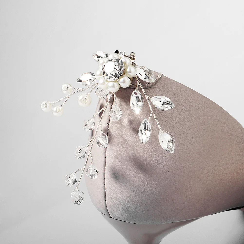 

1Pair Crystal Flower Shoe Clips for Women Elegant Shoe Buckle Decor DIY Accessory Wedding Party Banquet Pumps Sandals Boots