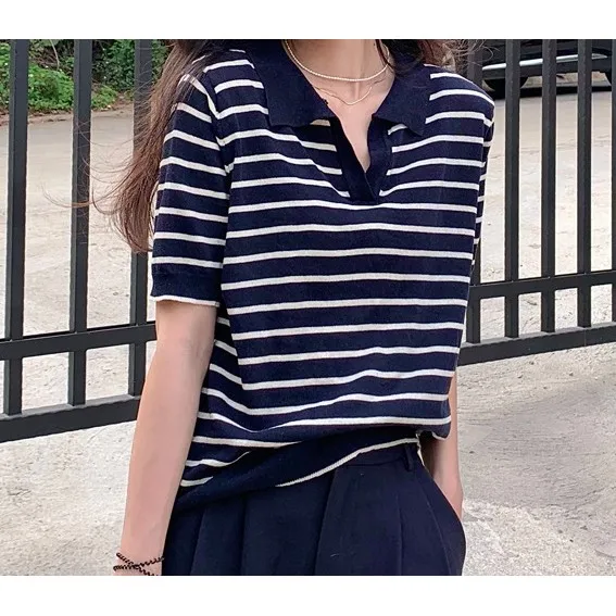 Cseta de Manga Curta em Malha de Seda Gelada com tras, Moda Fena, Nova Versão Coreana, Decote em V, Estilo Casual F...