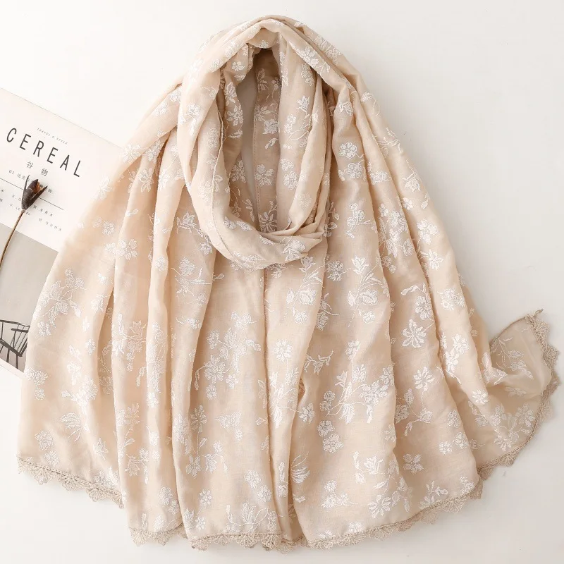 2026 Designer Brand Women Scarf Paisley Print Lady Shawls Cotton Feeling Soft Oversize Hijabs Neck Headband Tassel Foulard