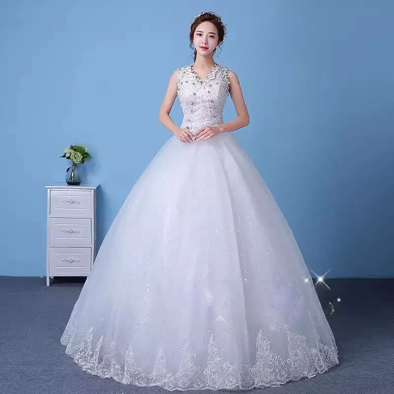 It's Yiiya Wedding Dresses Lace Sequins Beads V-neck Sleeveless Lace up Princess Floor-length Plus size Bride Ball Gowns XN030