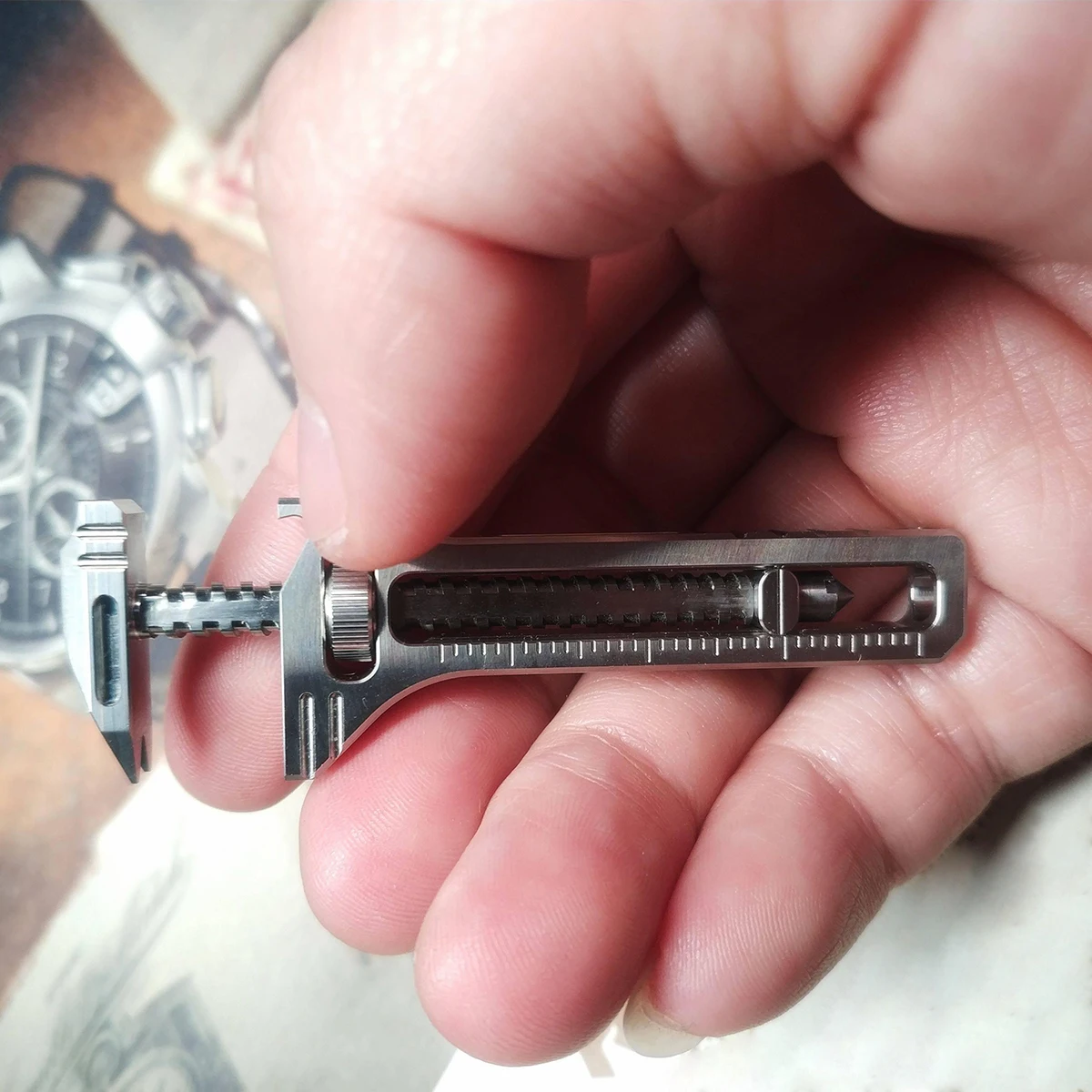 

1Pcs Useful Mini Wrench Pocket Portable Multitool Tools For Outdoor Camping Compact Stainless Steel Bottle Opener