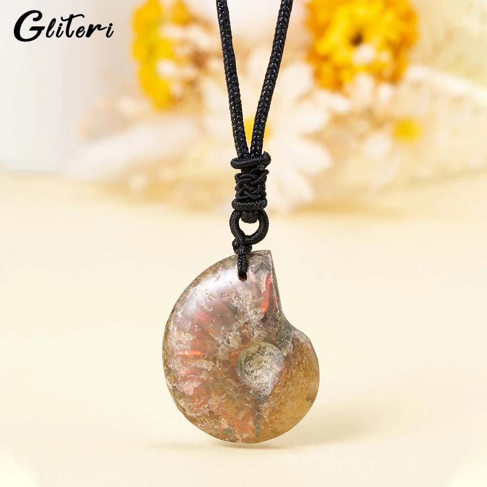 GEITERI Natural Spotted Spiral Pendant Necklaces For Women Men Geometric Shell Fossil Choker Fashion Jewelry Accessories Beach