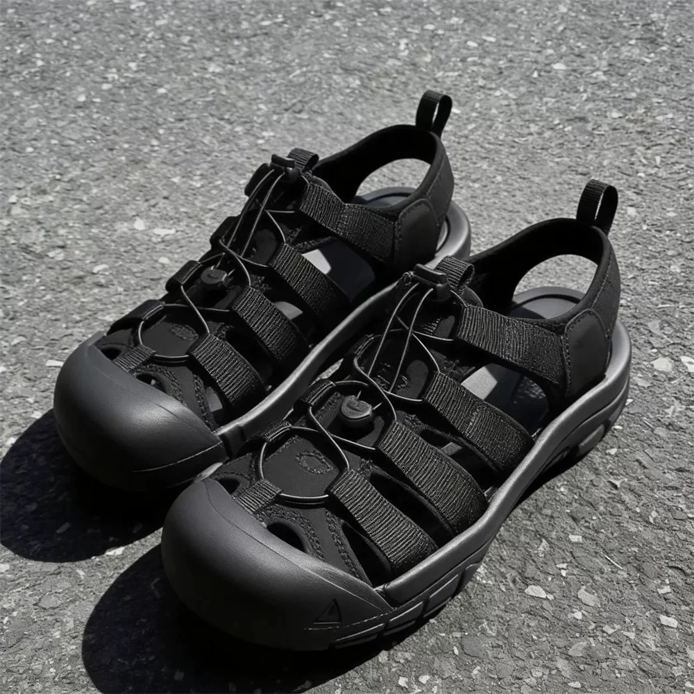 Outdoor Baotou Sandals Men's Summer Breathable Non Slip Beach Shoes Black Thick Soled Hook & Loop Sports Leisure Tracing Shoes