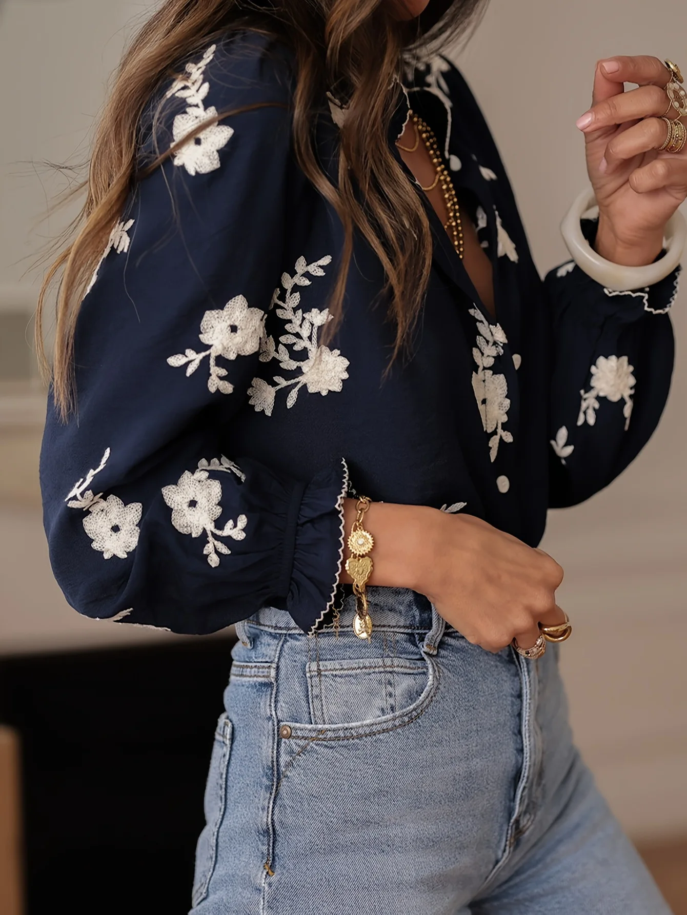 

2025 Autumn and Winter New Women's European and American Shirts Women's Long Sleeve Embroidered Western Style Chiffon Shirt Top Embroidered Dark Blue