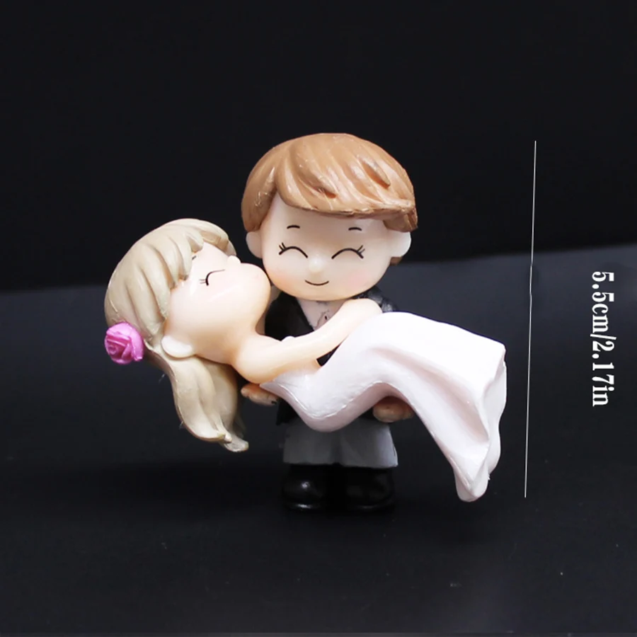 Cartoon Bräutigam hält Braut Kuchen Dekoration Ornament Valentinstag Paar Hochzeitstag Backen Dekoration – Detail 2