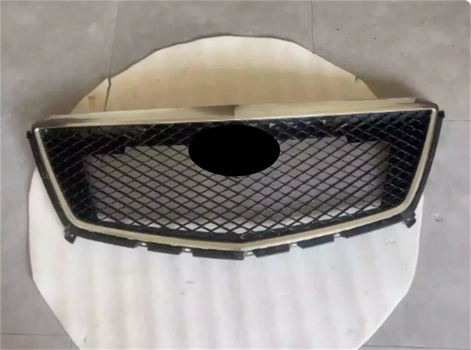 

Car Front Bumper Grill Radiator Grille Racing Grill for Cadillac XT5