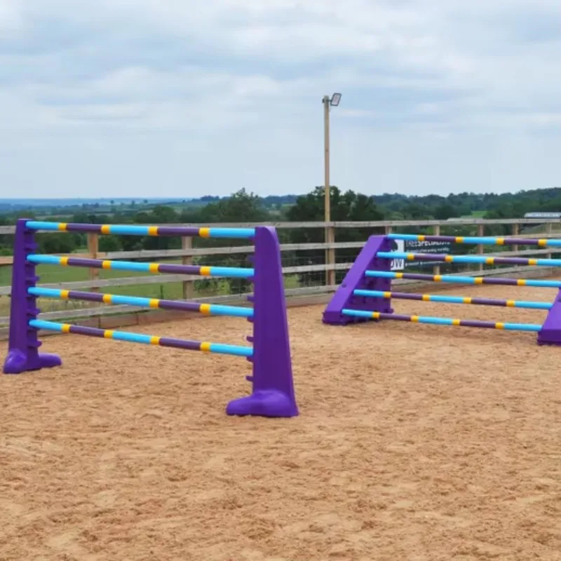 Palo de salto de Pvc ecuestre de tipo occidental para saltar a caballo de PVC suave para pista de montar, ayudas de entrenamiento para saltar a caballo a la venta