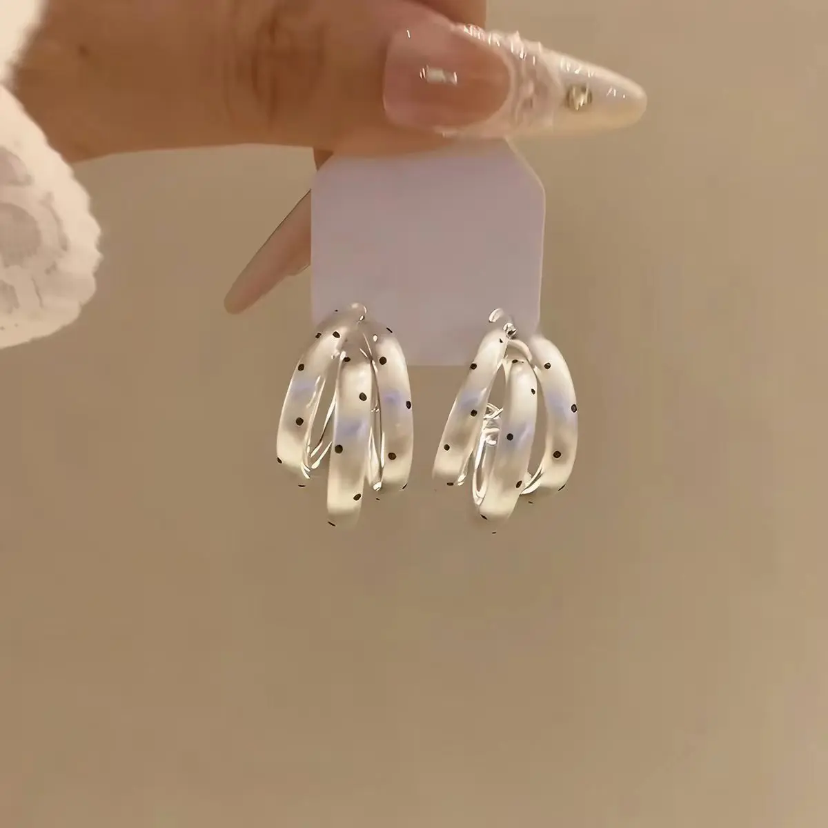 Retro Hong Kong Storm Point Multi Layer Silver Matte Earrings, Popular, High End, Elegant, Earnail Earrings, Female