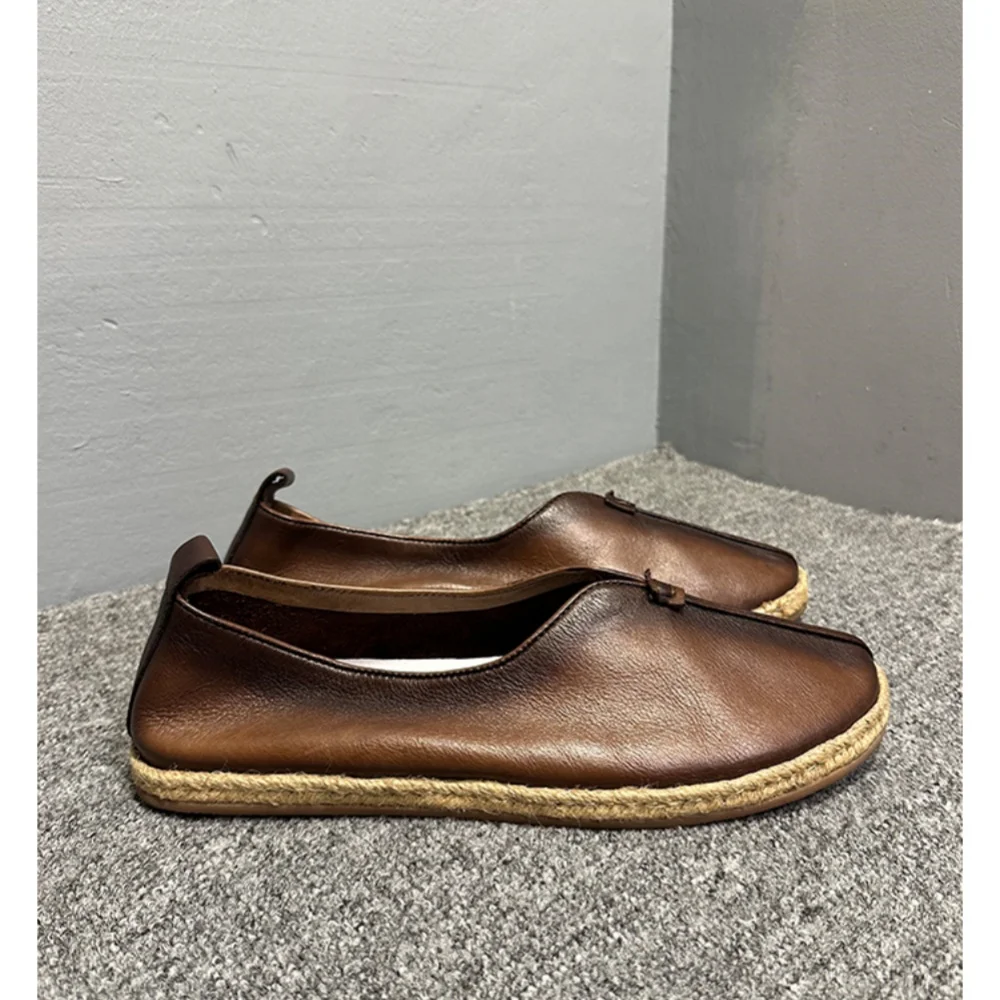 

QHCCID Layered Cowhide Fishing Shoes for Men - Lightweight, Comfortable, Hand-Embroidered, Retro Loafers