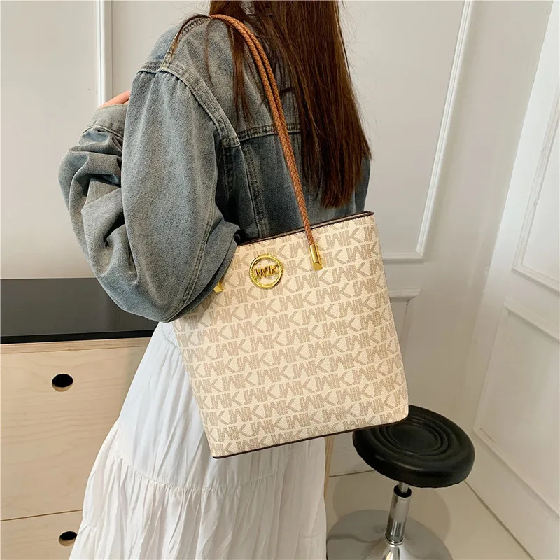 IMJK 28/26/8cm Light Luxury Bucket Bag Fashion Design Single Shoulder Portable Underarm Bag