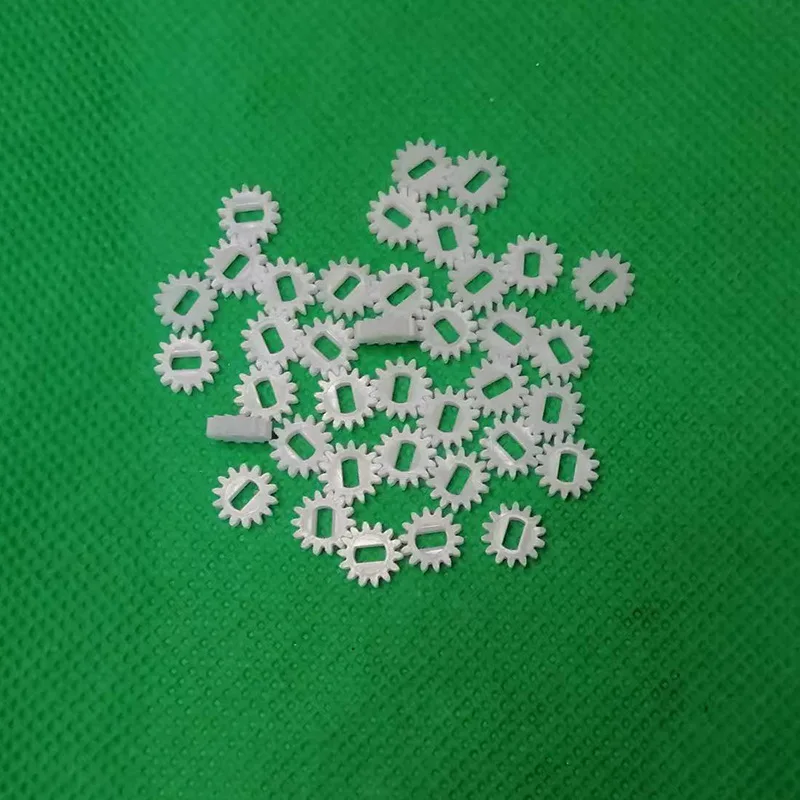 14T slotted hole100pcs 0.5 module plastic small gear with 14 teeth and 2*4mm flat hole, DIY Toy Model Aircraft Parts Gears