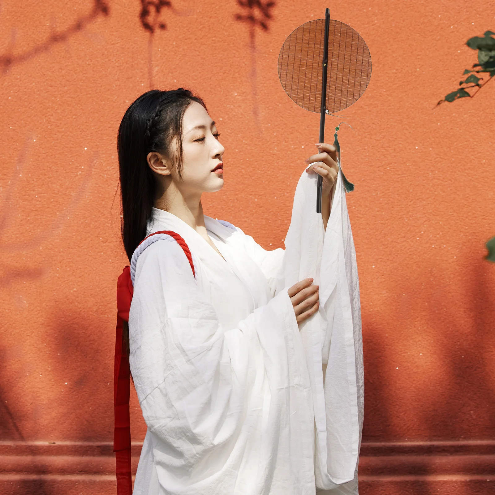 원형 대나무 접이식 부채 휴대용 여름 시원한 액세서리 댄스 공연 사진 소품 심플하고 우아한 원형 부채