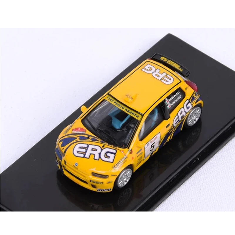1:87 Handmade Punto Rally 2003 Plastic Car Model High-quality simulation Classic Car Model For Collection Decoration