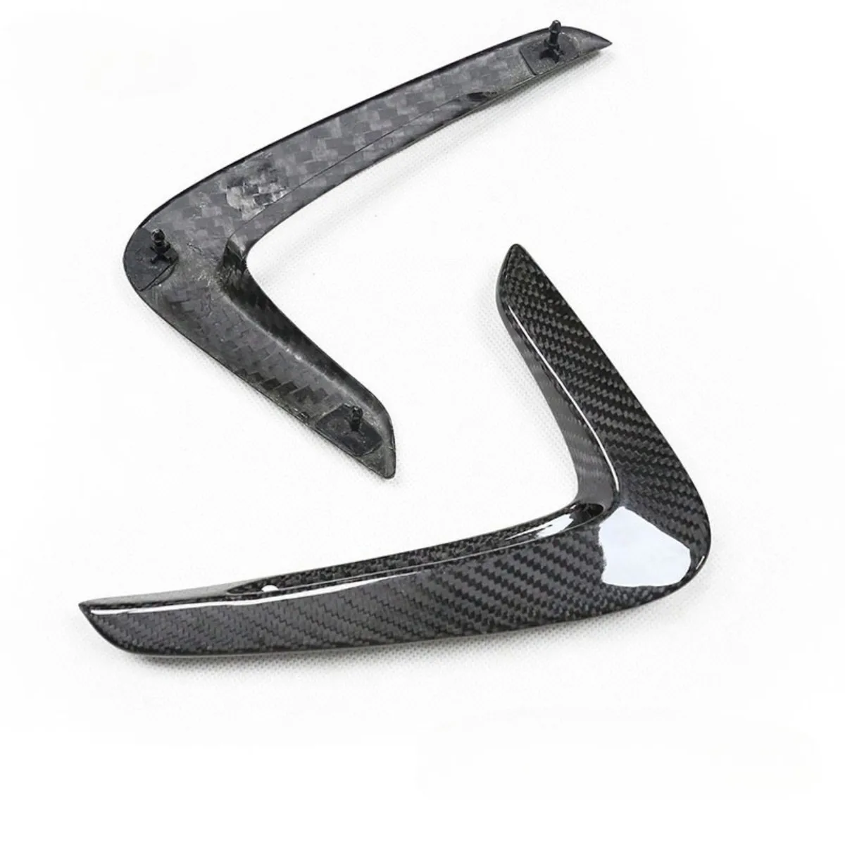 

Suitable for BMW 4 Series F32, F33, F36, 420, 430, 425i with Dry Carbon Fiber To Replace The Leaf Plate Air Outlet