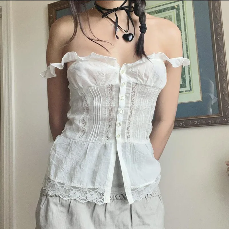 

2024 New White Lace Patchwork Small Vest Girlish Style And Versatile Dressing Style, Paired With Bottom Suspender For Women