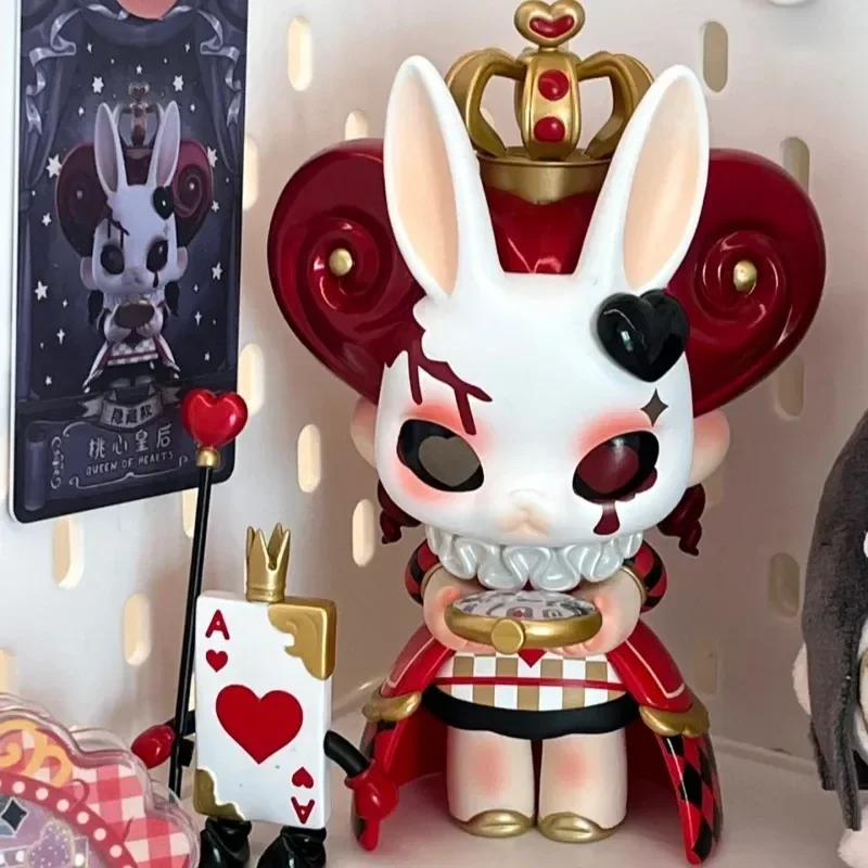 

Kasa I'M Not A Villain Series Blind Box Anime Figure Dark Adornment Mystery Box Collectible Kids Toy Decorations Holiday Gifts