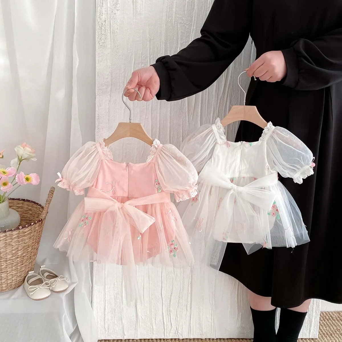 Girl Baby Summer Sweet Puff Sleeve Short Sleeve Mesh dress, Baby Fashion Floral Bow Mesh Princess Dress, Perfect for Party and G