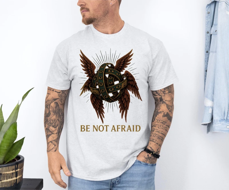 Camiseta Be Not Afraid Angelic Horror, Camiseta de Anjo com Precisão Bíblica, Camiseta Gótica Seraphim, Top Gráfico Divino Eldritch para o Verão