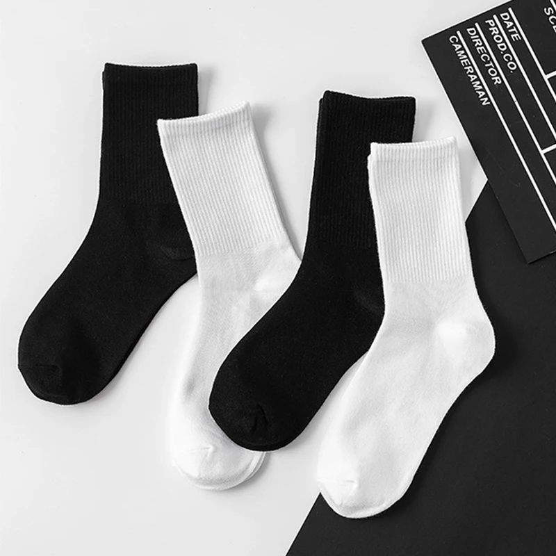 6 Pairs of Men\'s and Women\'s Same Style Casual Simplicity Solid Tube Socks Comfortable and Versatile Suitable for Daily Leisure