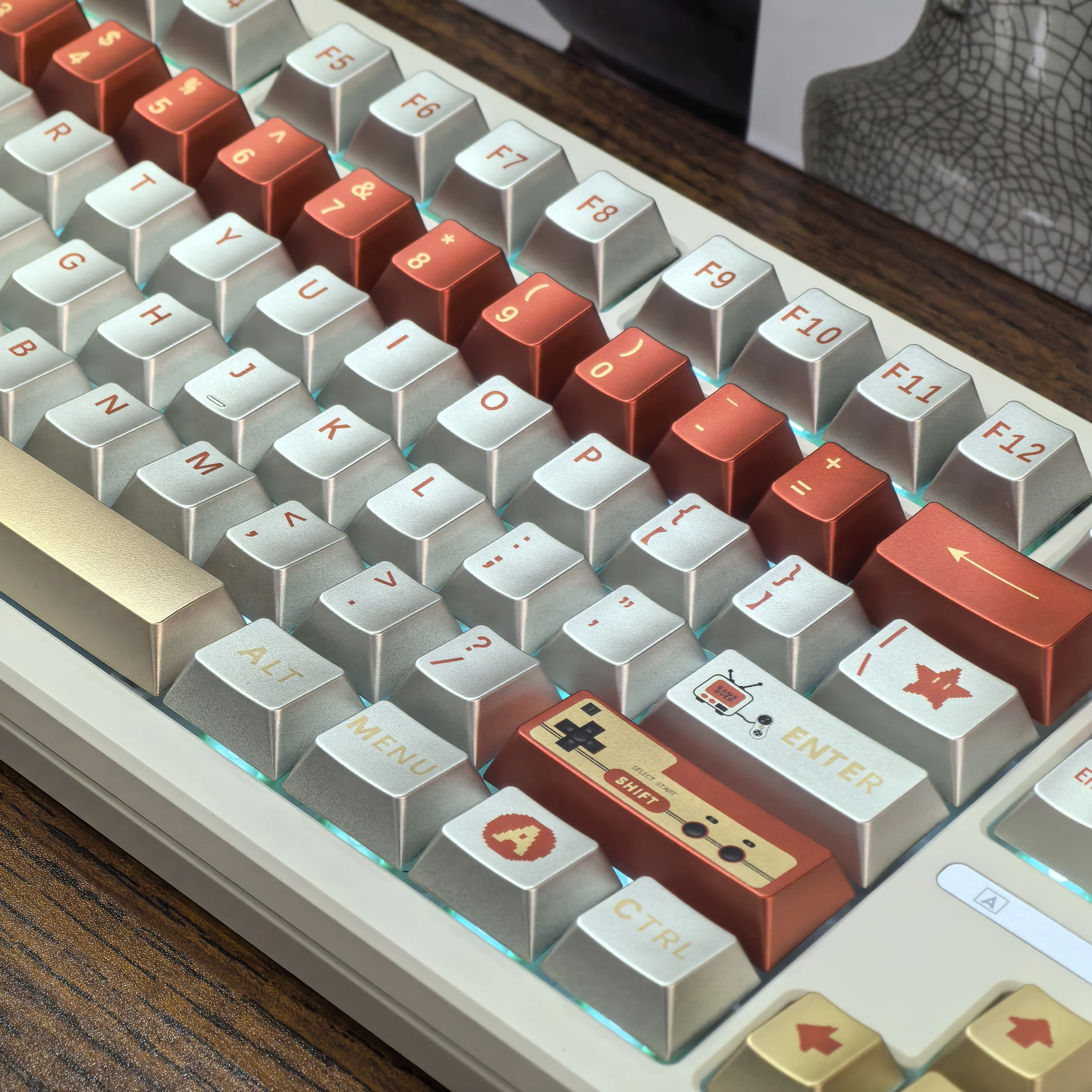 Imitation Metal Texture Keycap Retro Red White Machine Metal Silver Pearl Game Console Keycap Cherry PBT 115 Keys For Aula F75