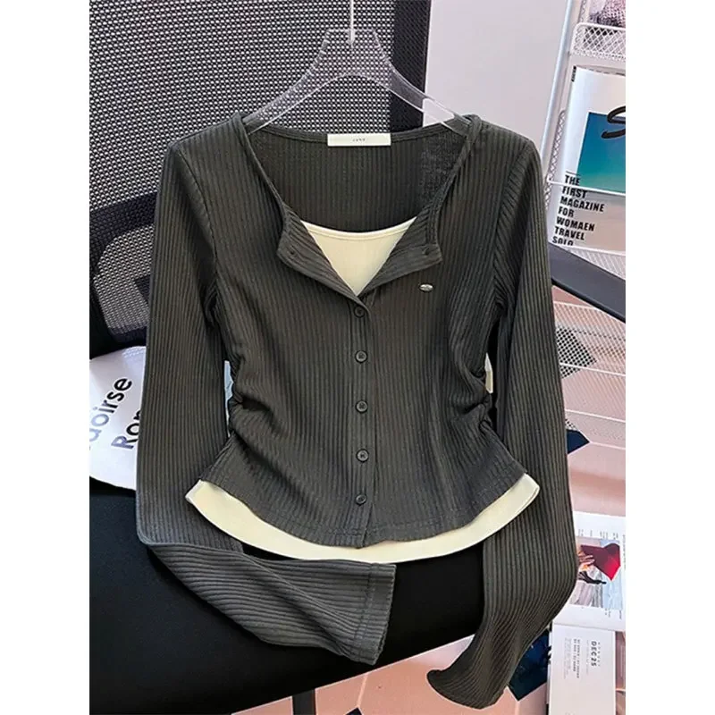 Design Sensibility Early Autumn Unique Niche Two-Piece Illusion Long Sleeve Women's Cropped Top 2024 New Slimming Style Polyeste