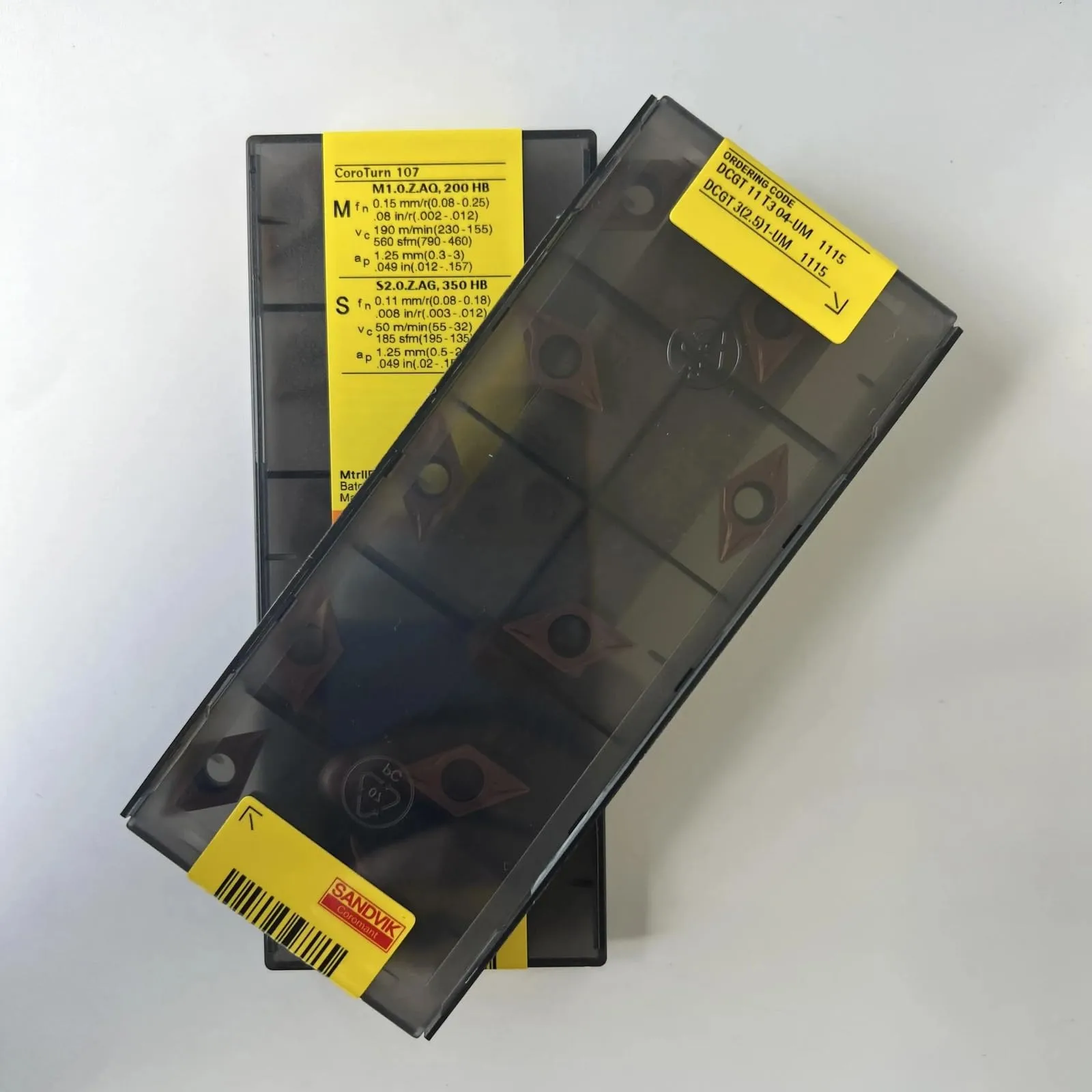 

Original SANDVIK / DCGT11T304-UM 1115 Hard alloy CNC Blade 10 Pcs