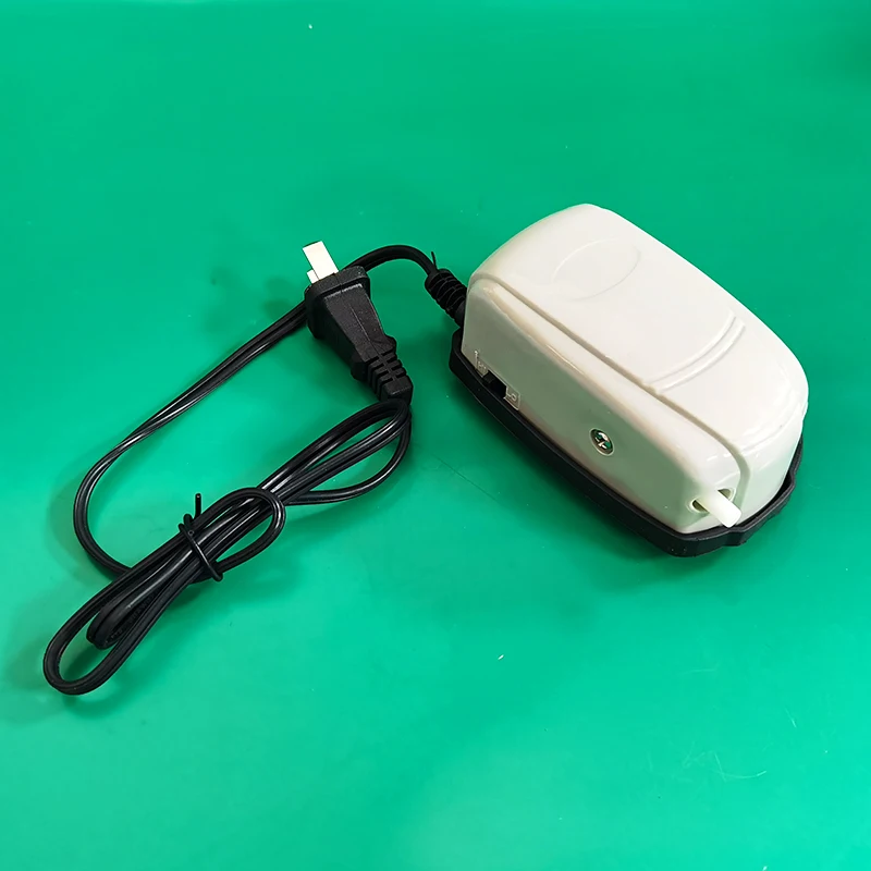 

Mini Vacuum Suction Pump BGA SMD Soldering Hand Tools IC Chip Pick Up Handtool Suctioning Pen for BGA Rework Staiton Repair Tool