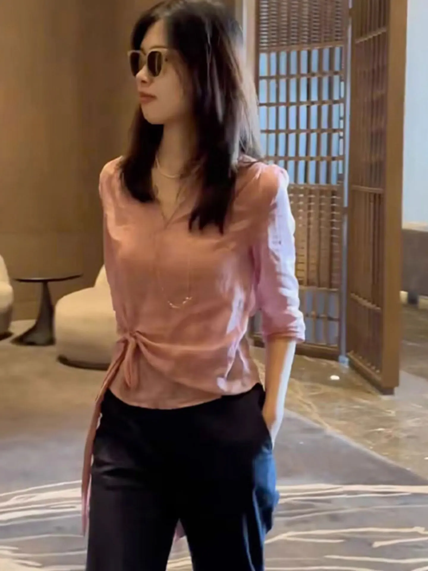 

Ele European Sle Midi irt Women's Comfortable Breathable Silk Georgette Top with Belt Design for Summer 2025