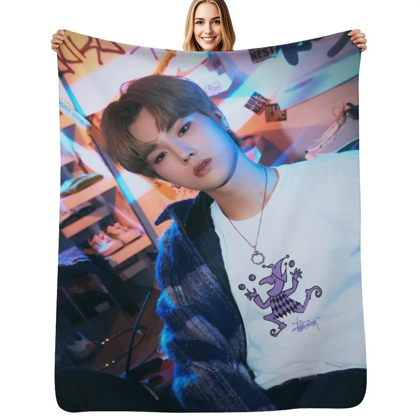 

Xdinary Heroes Jungsu Throw Blanket Comforter Furrys Polar Blanket