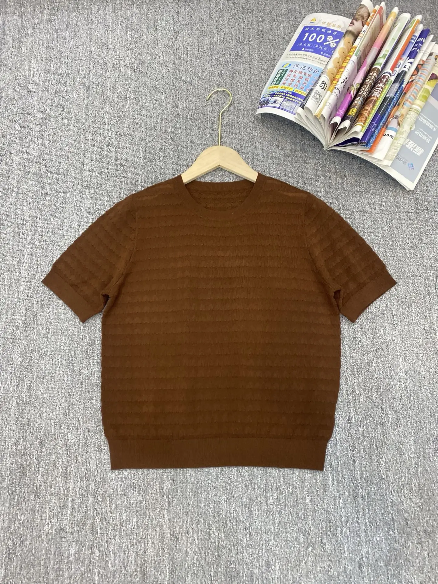 

Новинка Весна/Лето 2026: Женский свободный свитер из шелка и кашемира с круглым вырезом