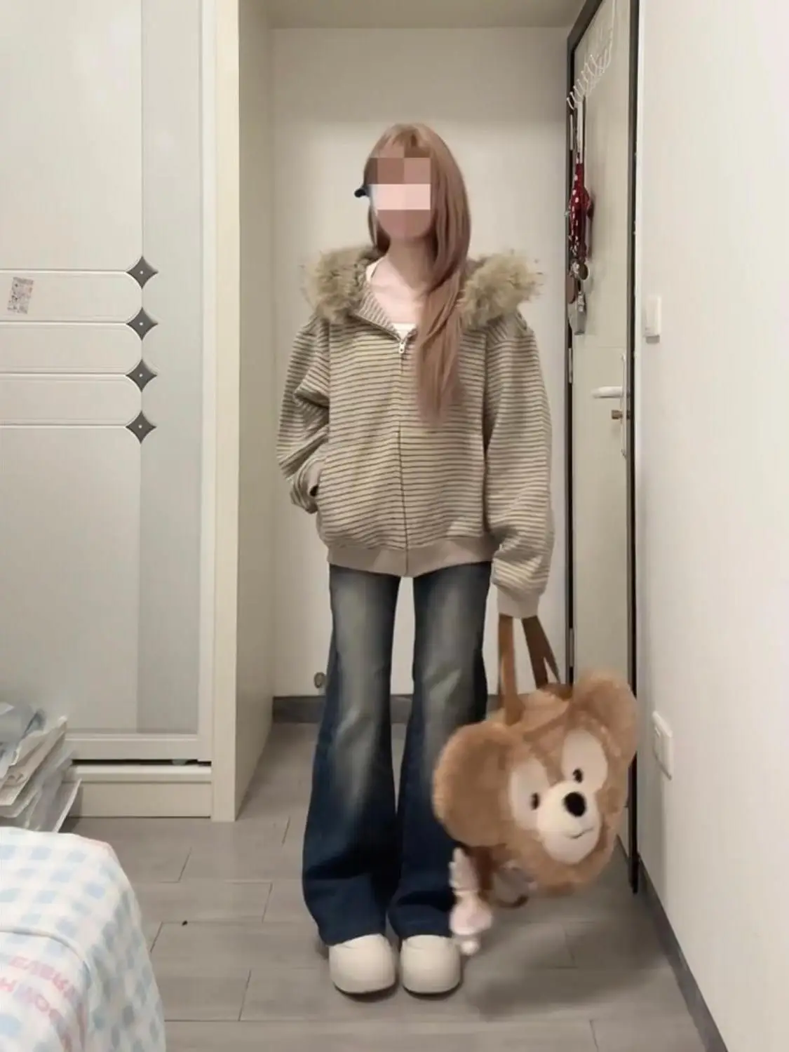 

Американский уличный стиль: флисовая толстовка-кардиган с капюшоном, женская осенне-зимняя универсальная свободная куртка с меховым воротником, модная