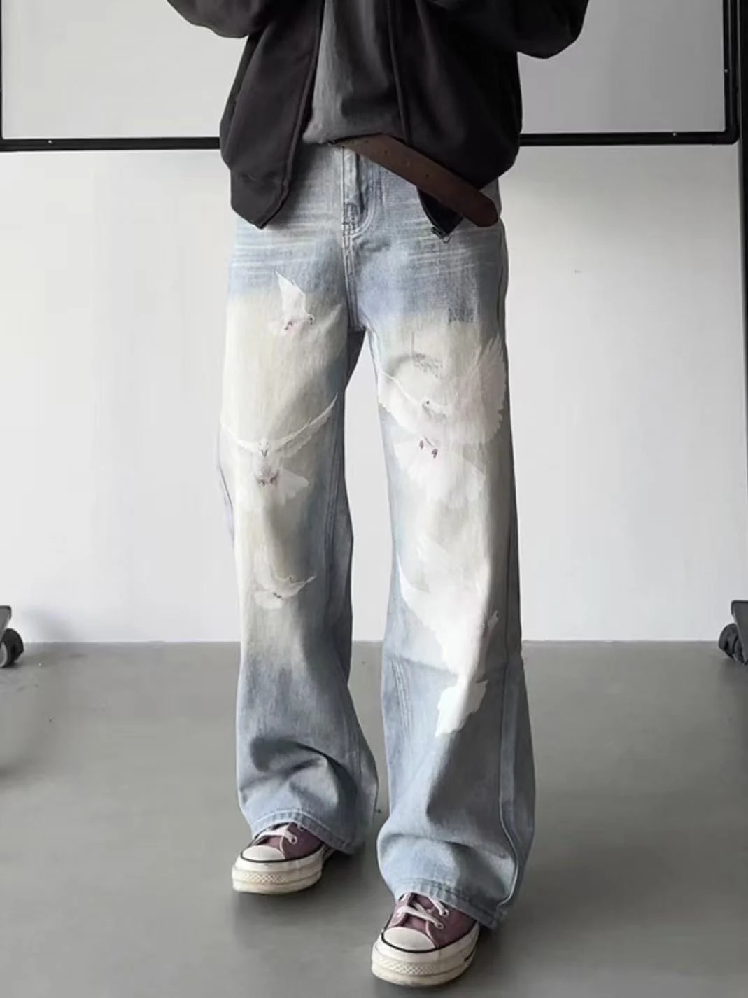 

Мужские джинсы Peace с 3D принтом в американском стиле ретро, уличная одежда CleanFit, прямые широкие брюки, летние джинсы свободного покроя