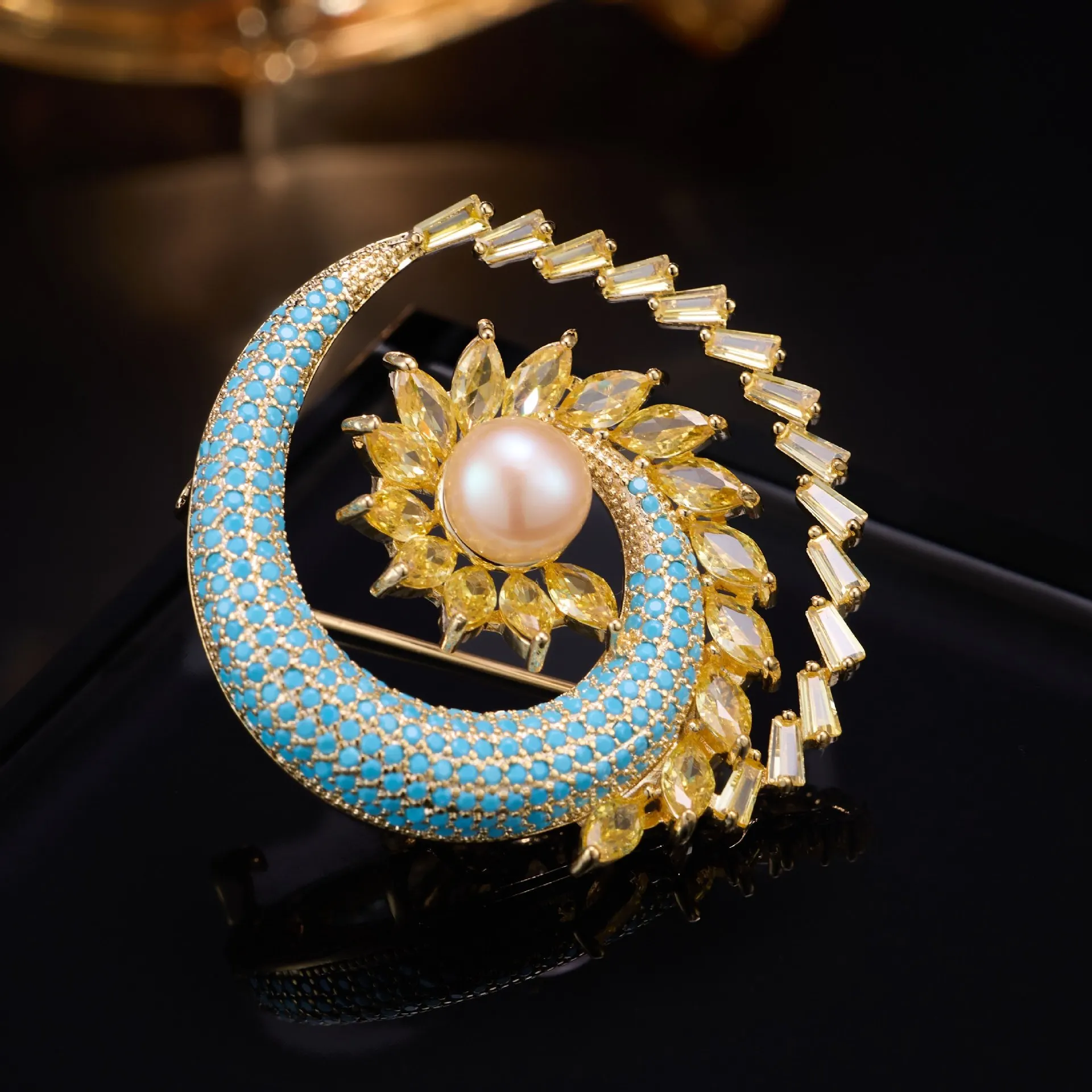 Fashion Color Contrast Brooch Light Luxury Inlaid Zircon Pearl Lapel Pin Elegant Women Clothing Decor Accessory For Party Outfit