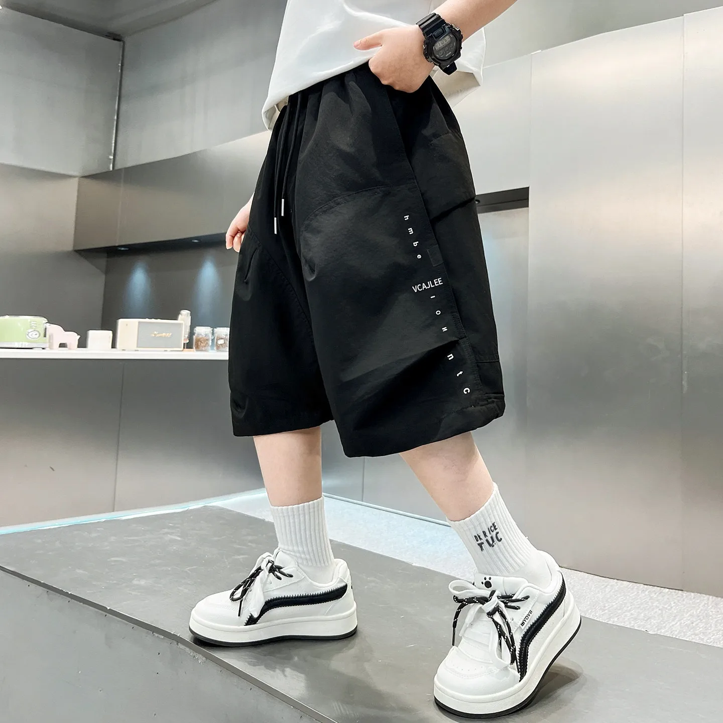 2026 Boys Thin Sports Shorts Sweatpants Summer Kids High Street Trend Casual Shorts Quick Drying Breathable Grey Short Pants