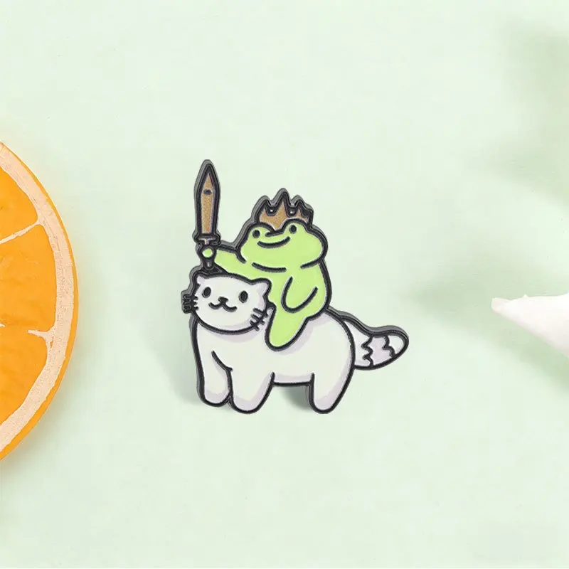 Creative Frog Knight Cat Brooch Funny Crown Sword Frog Riding Cat Metal Pin Badge DIY Clothing Bags Hat T-shirt Jeans for Gift