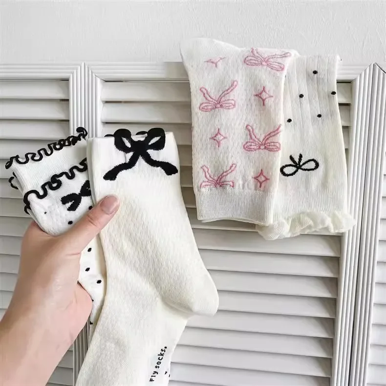 New Lolita Bow Socks White Bow Lace Socks Middle Tube Japanese College Style Princess Socks Sweet JK Streetwear Hosiery Stock image 3