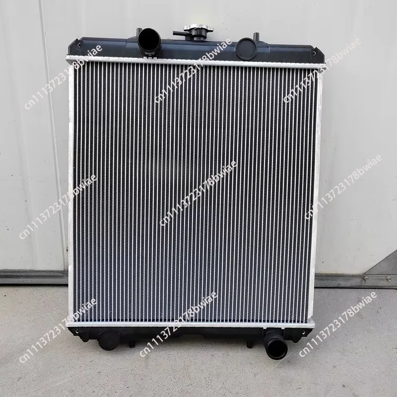 Loader case C175 C185 L190 L175 C190 L180 L185 LS190.B Water tank radiator 87013856