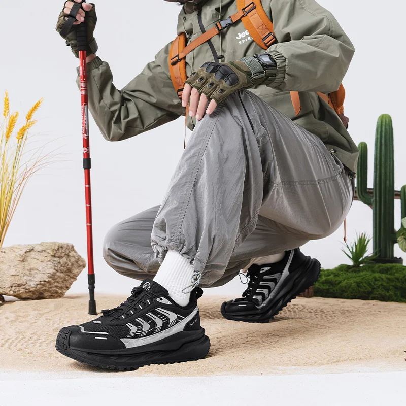 Unisex Versatile Fashion Sneakers Outdoor Hiking Shoes Lightweight Shockproof Men's Shoes Walking Shoes Soft And Comfortable