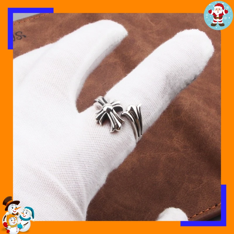 Cross Design Open Ring — product detail 1